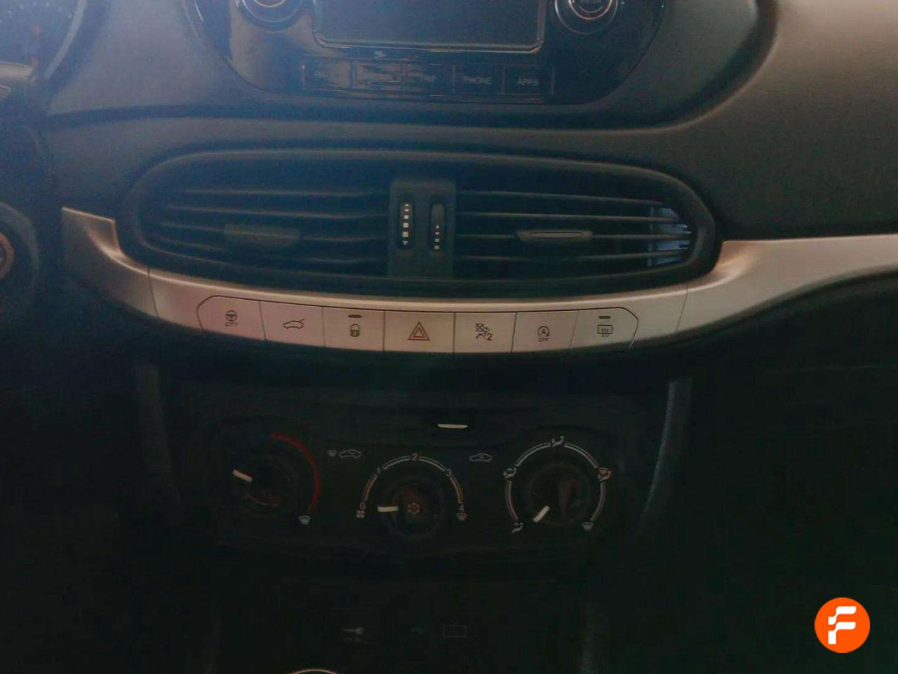 Foto Fiat Tipo 12