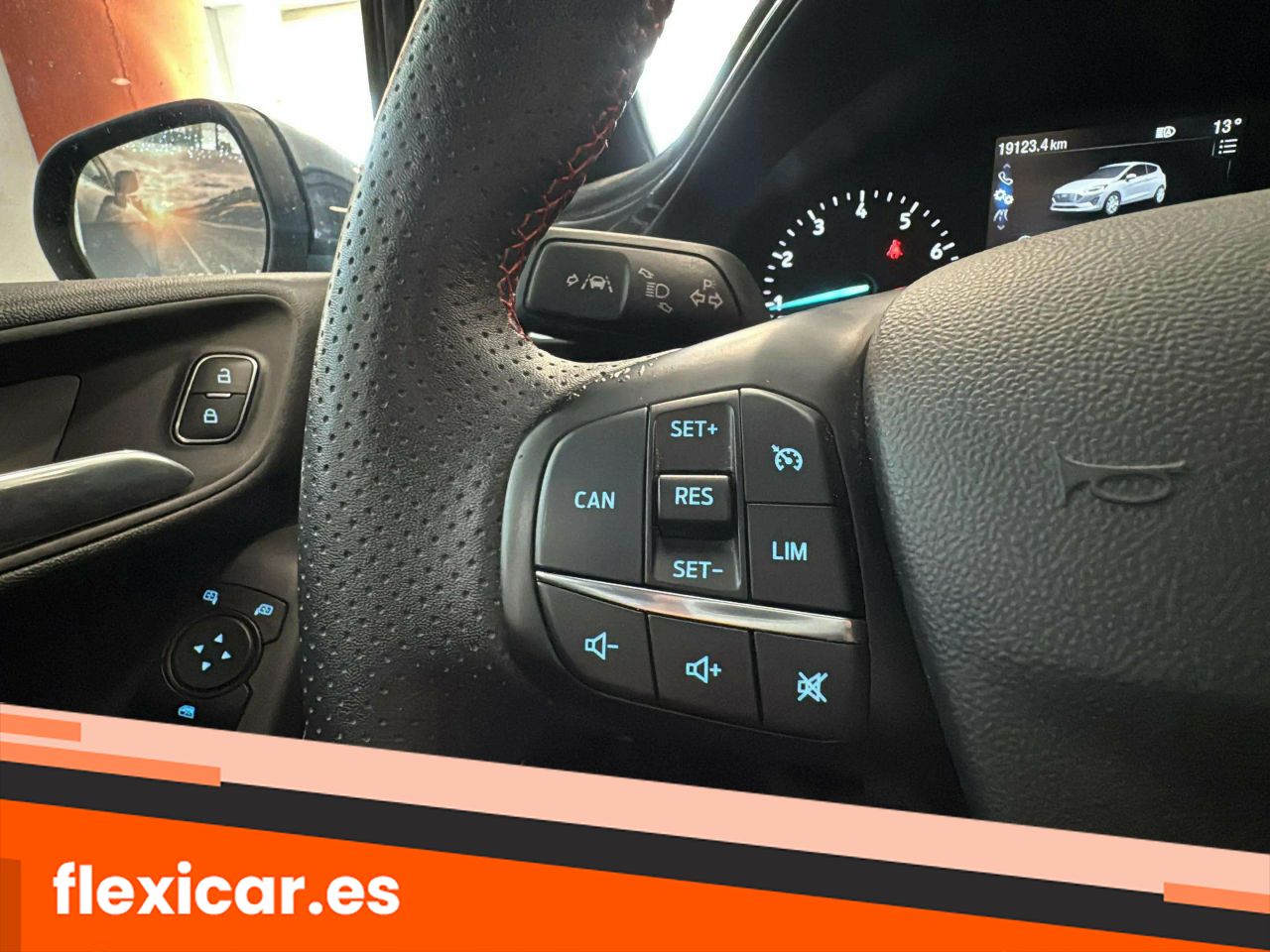 Foto Ford Fiesta 16