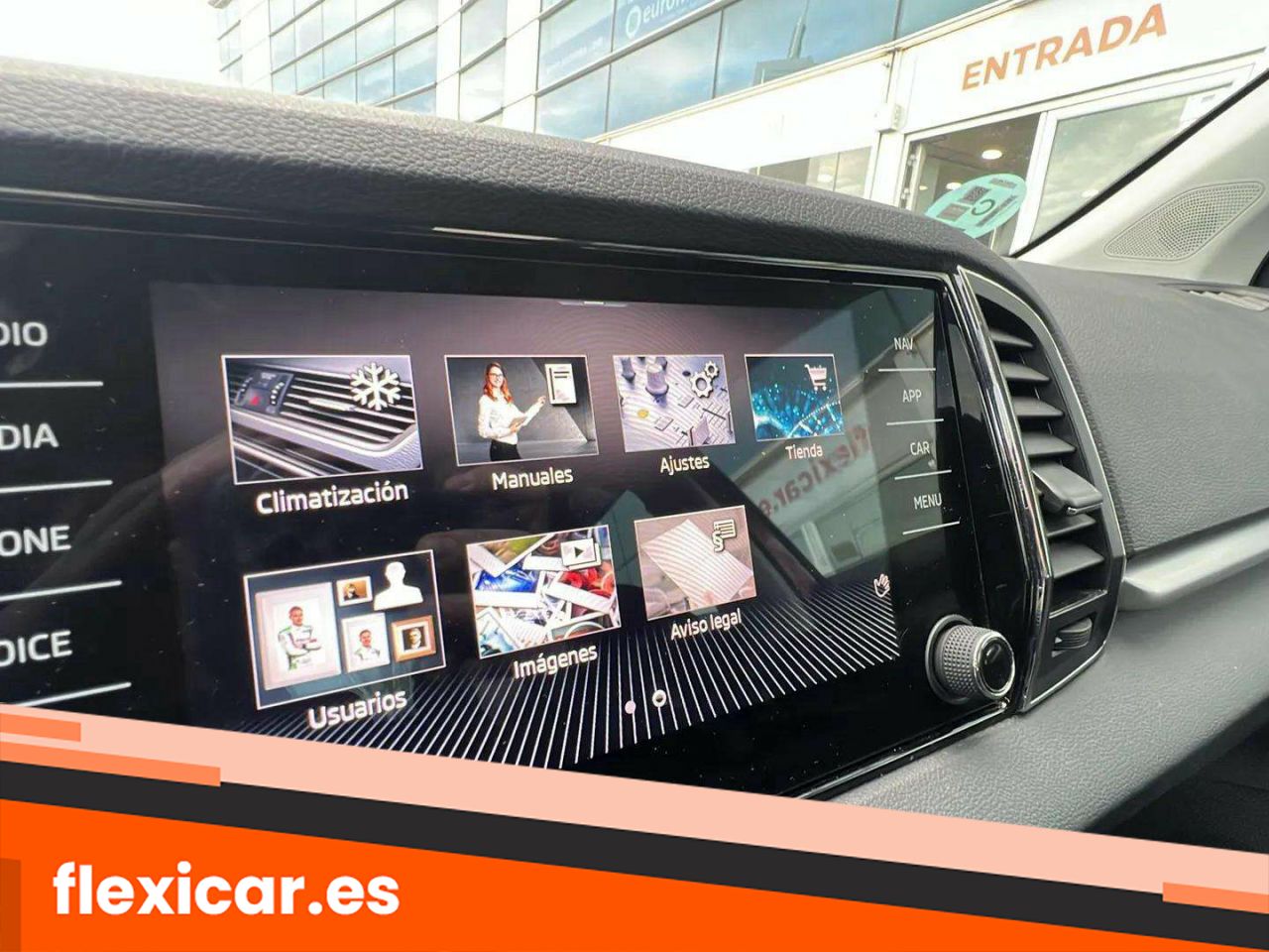 Foto Skoda Karoq 13