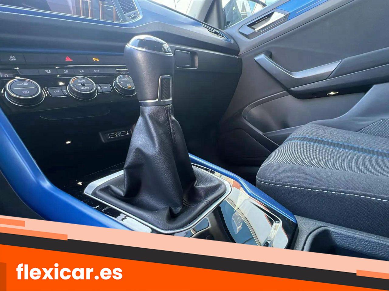 Foto Volkswagen T-Roc 13