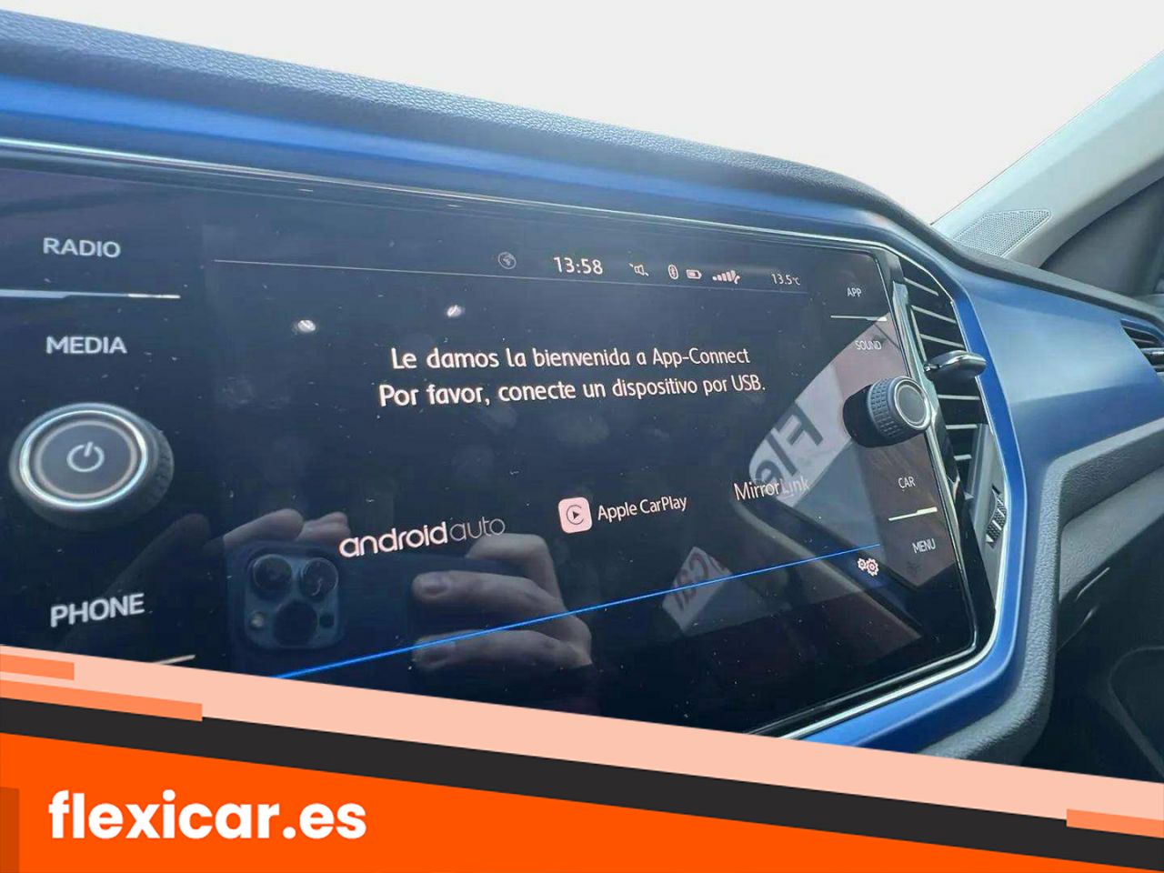 Foto Volkswagen T-Roc 15