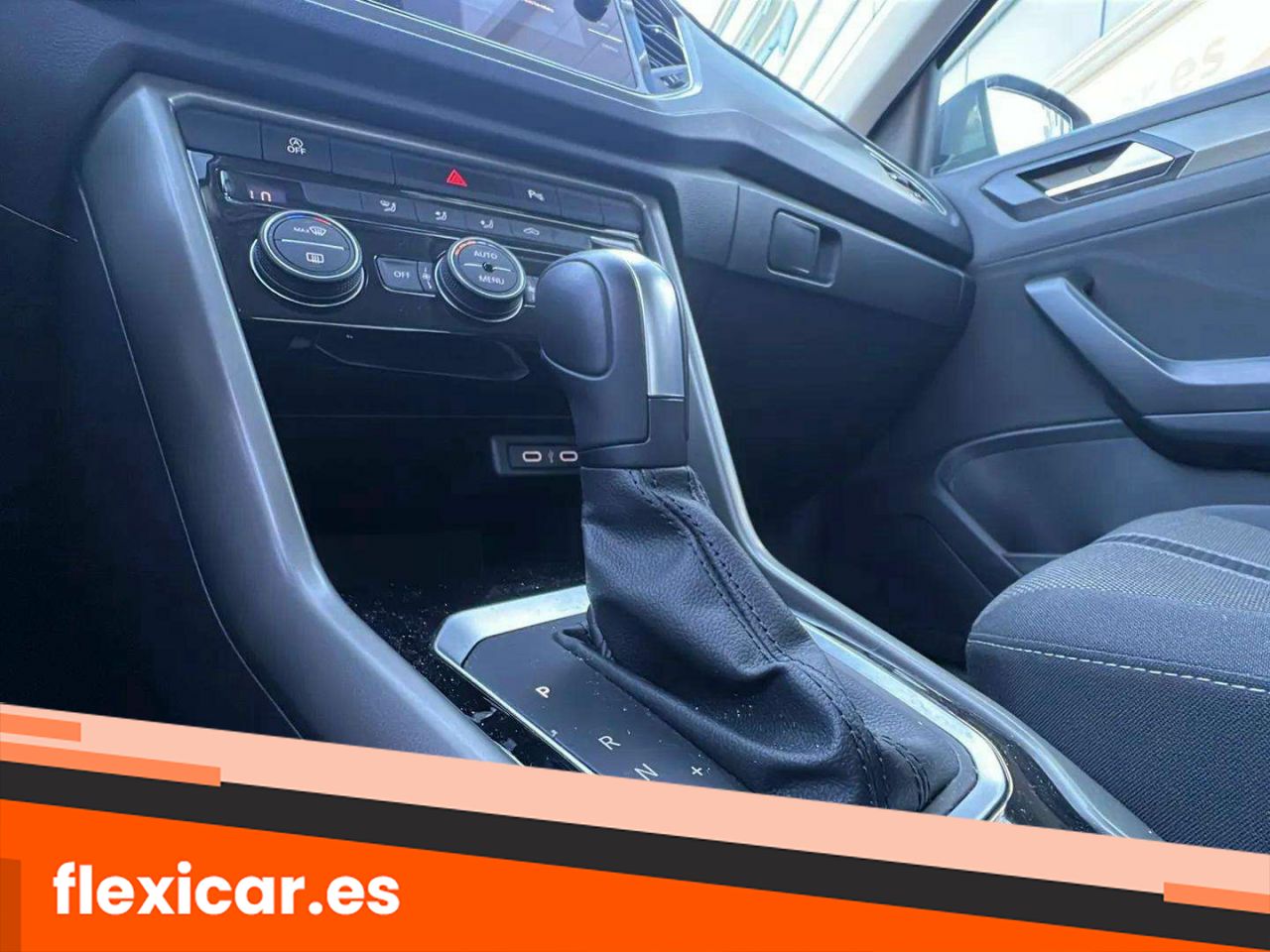 Foto Volkswagen T-Roc 17
