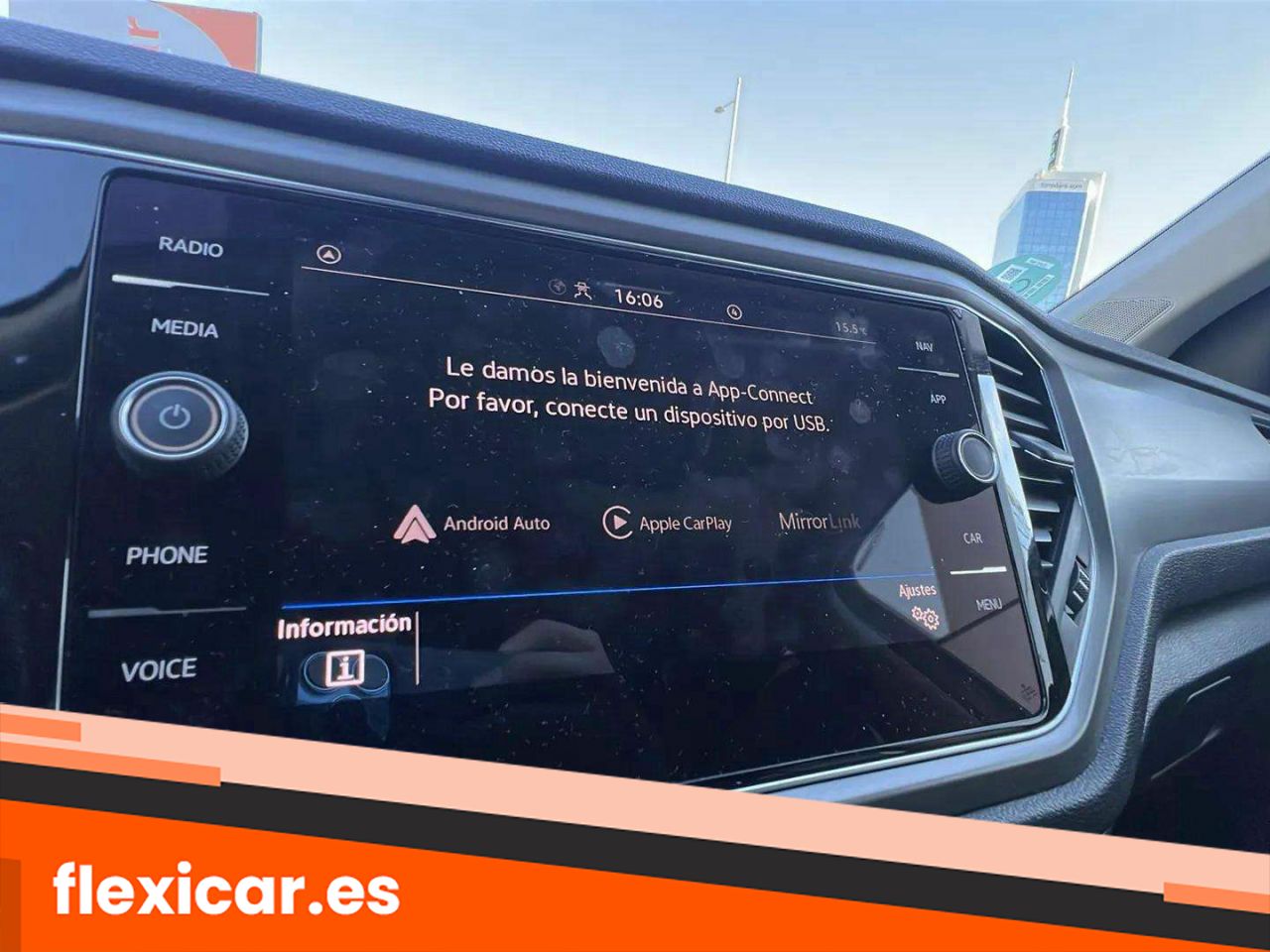 Foto Volkswagen T-Roc 20