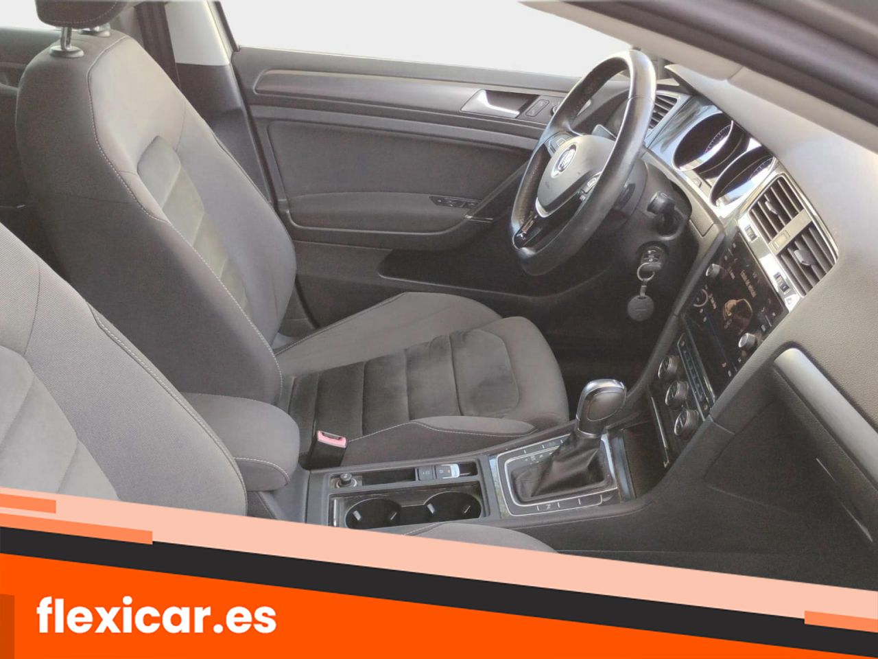 Foto Volkswagen Golf 16