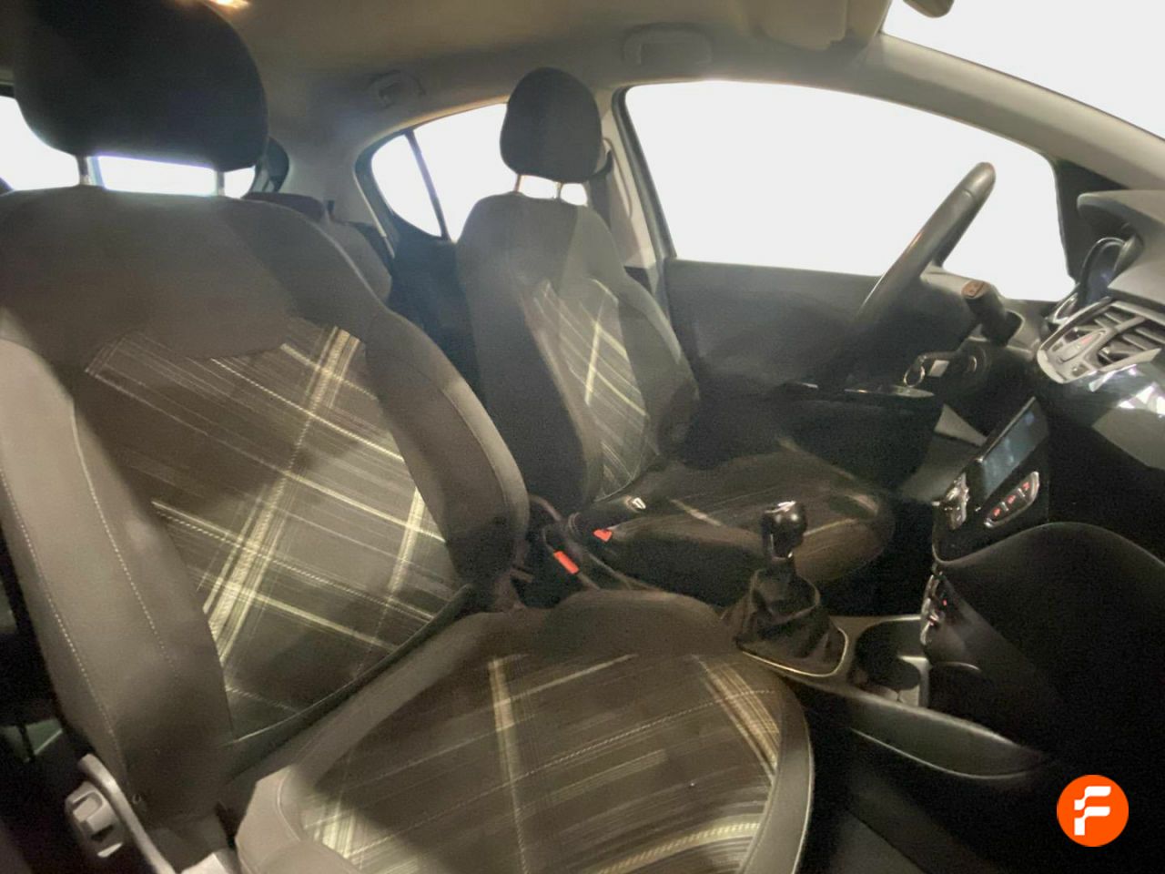 Foto Opel Corsa 11