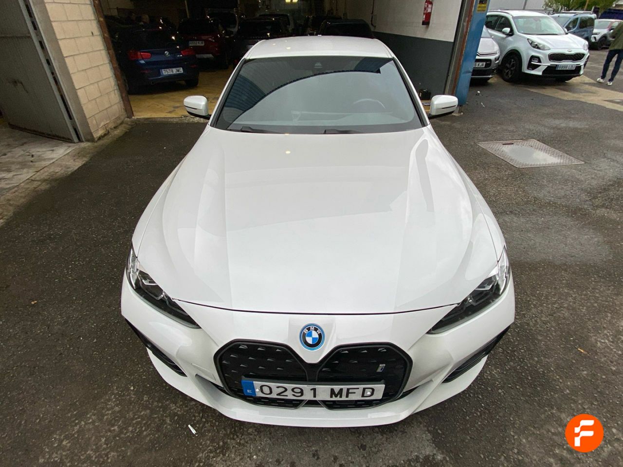 Foto BMW i4 10