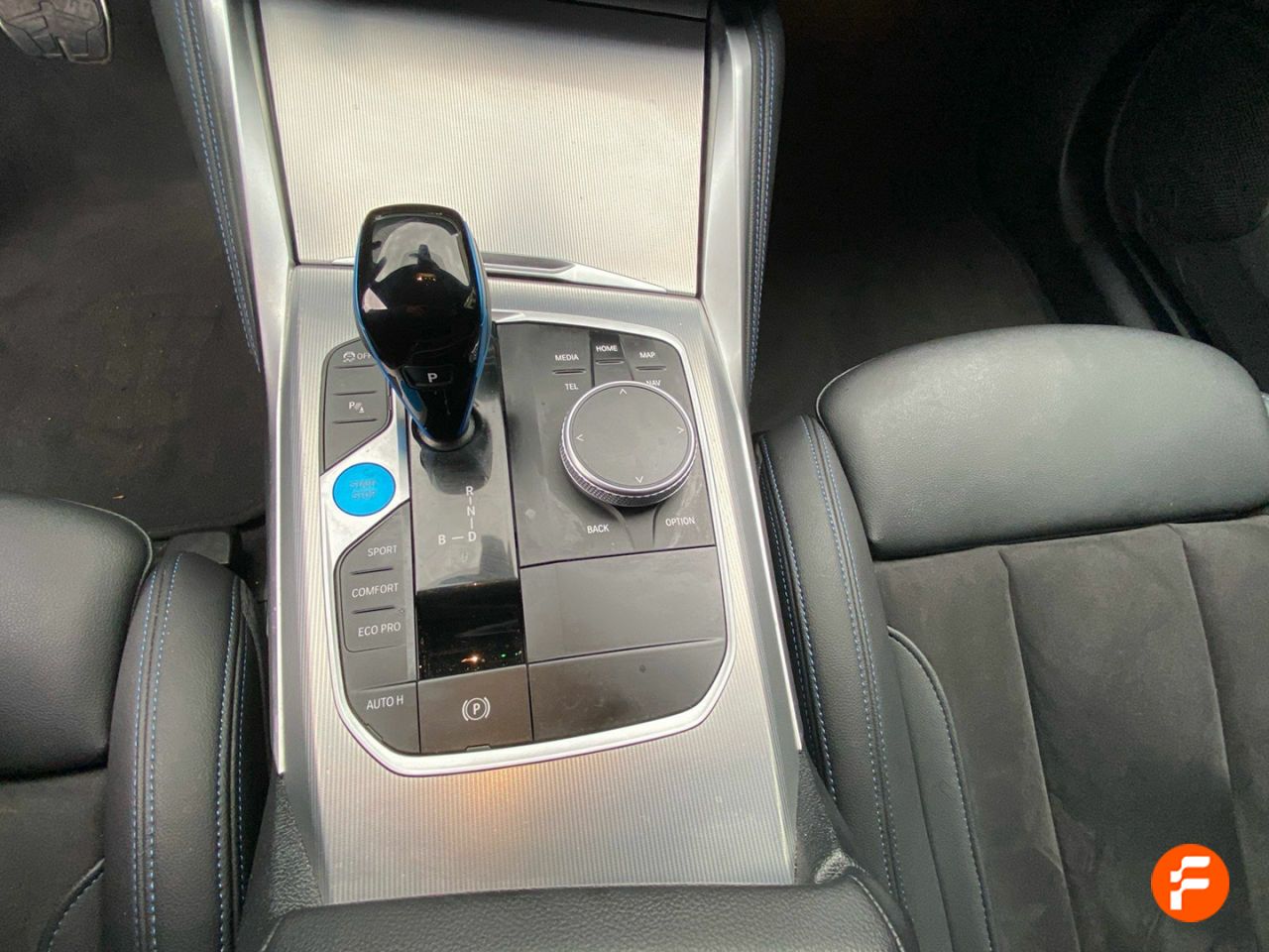 Foto BMW i4 22