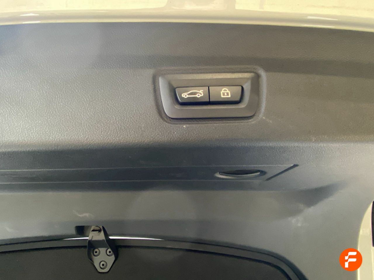 Foto BMW i4 29