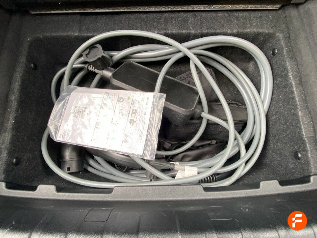 Foto BMW i4 33