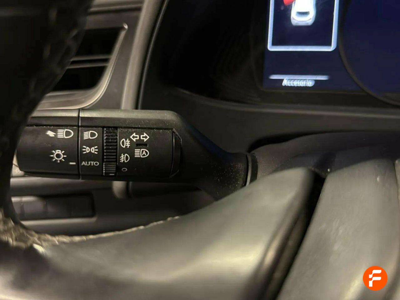 Foto Lexus UX 18