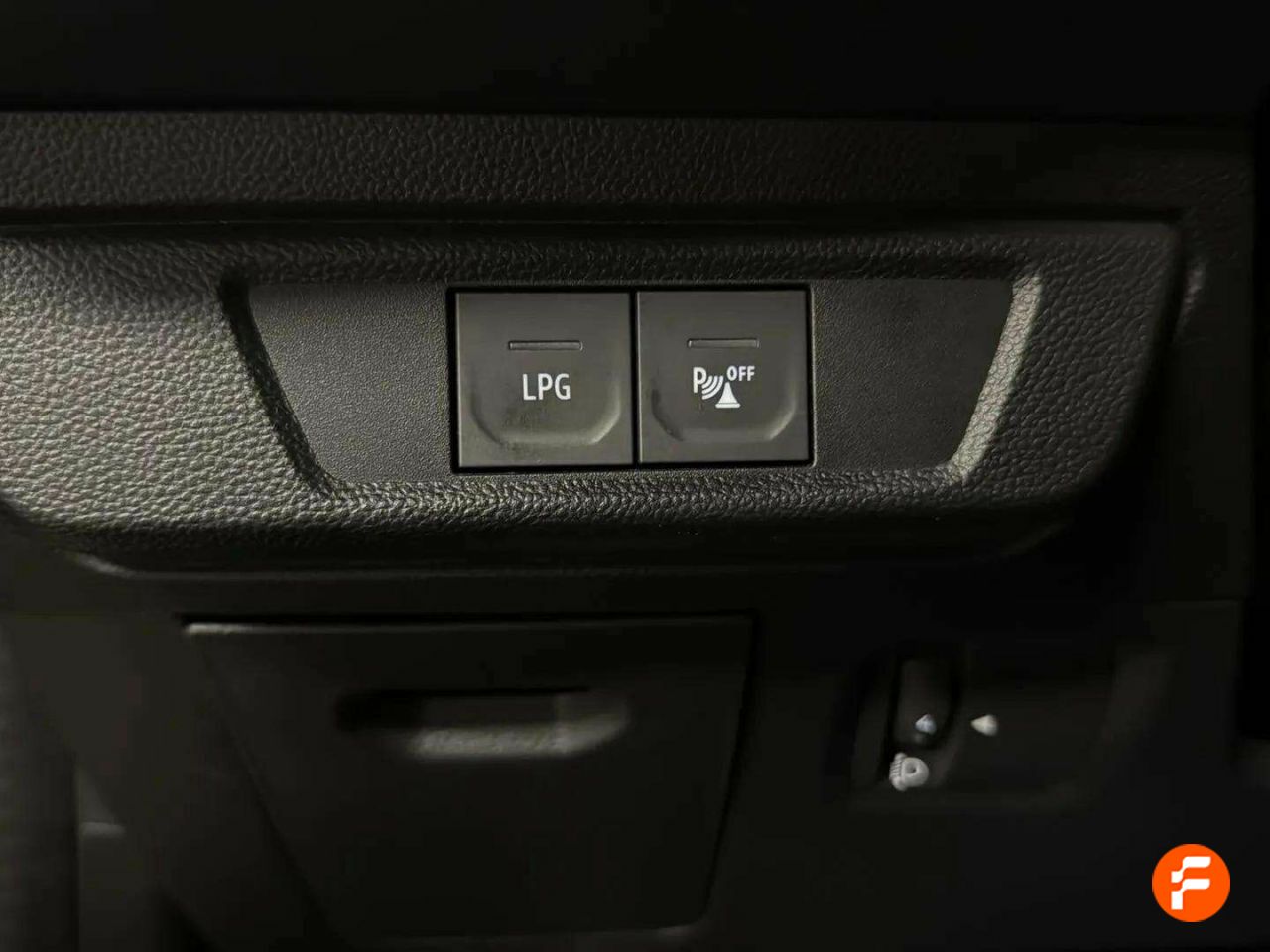 Foto Dacia Logan 22