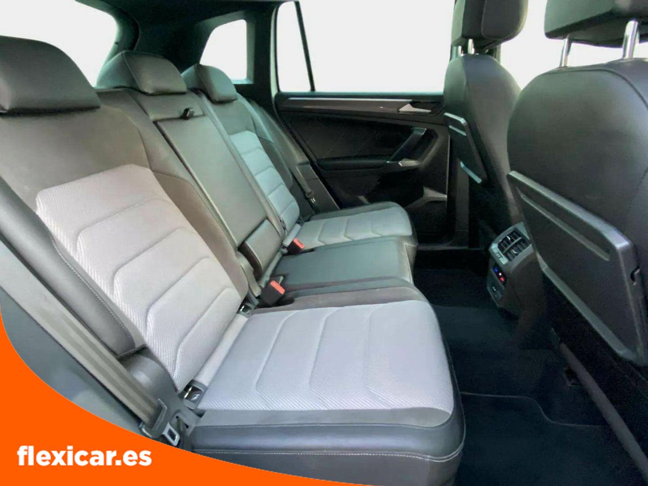 Foto Volkswagen Tiguan 14