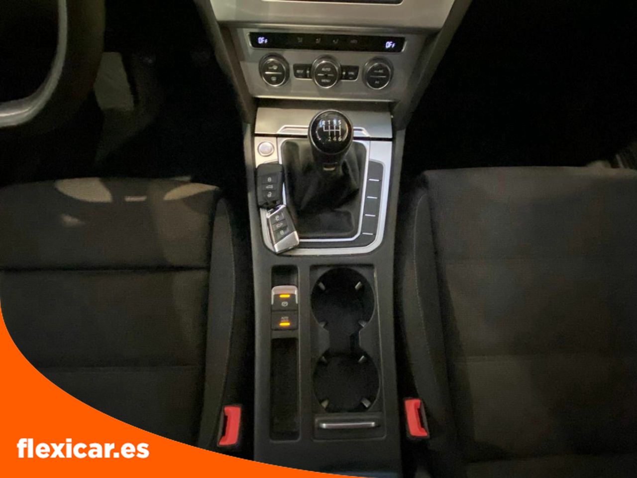 Foto Volkswagen Passat 19