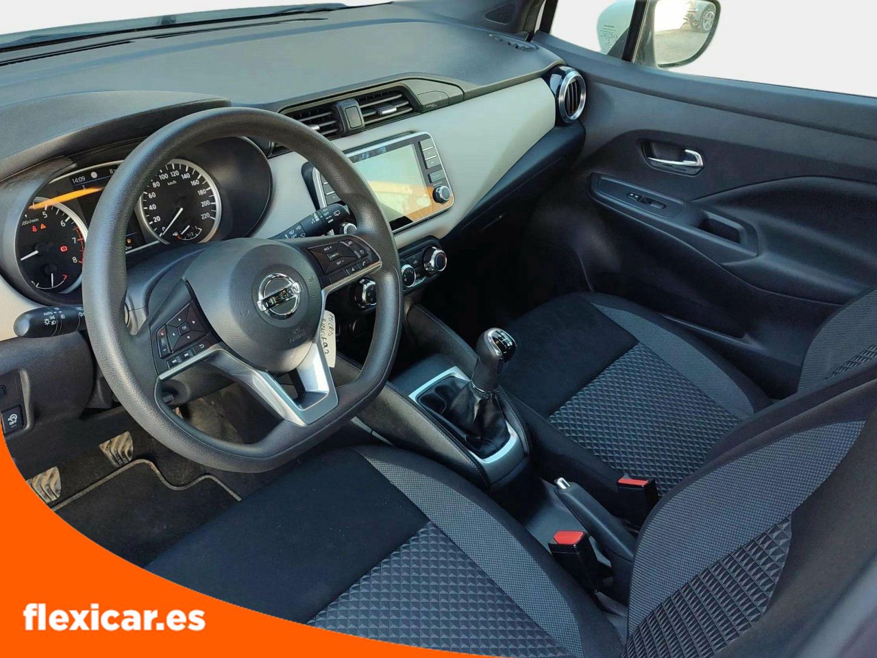 Foto Nissan Micra 7