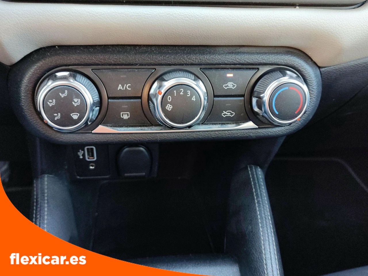 Foto Nissan Micra 15