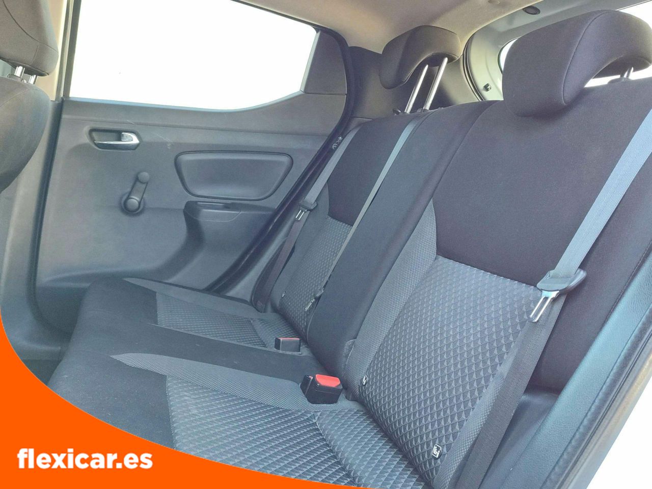 Foto Nissan Micra 18