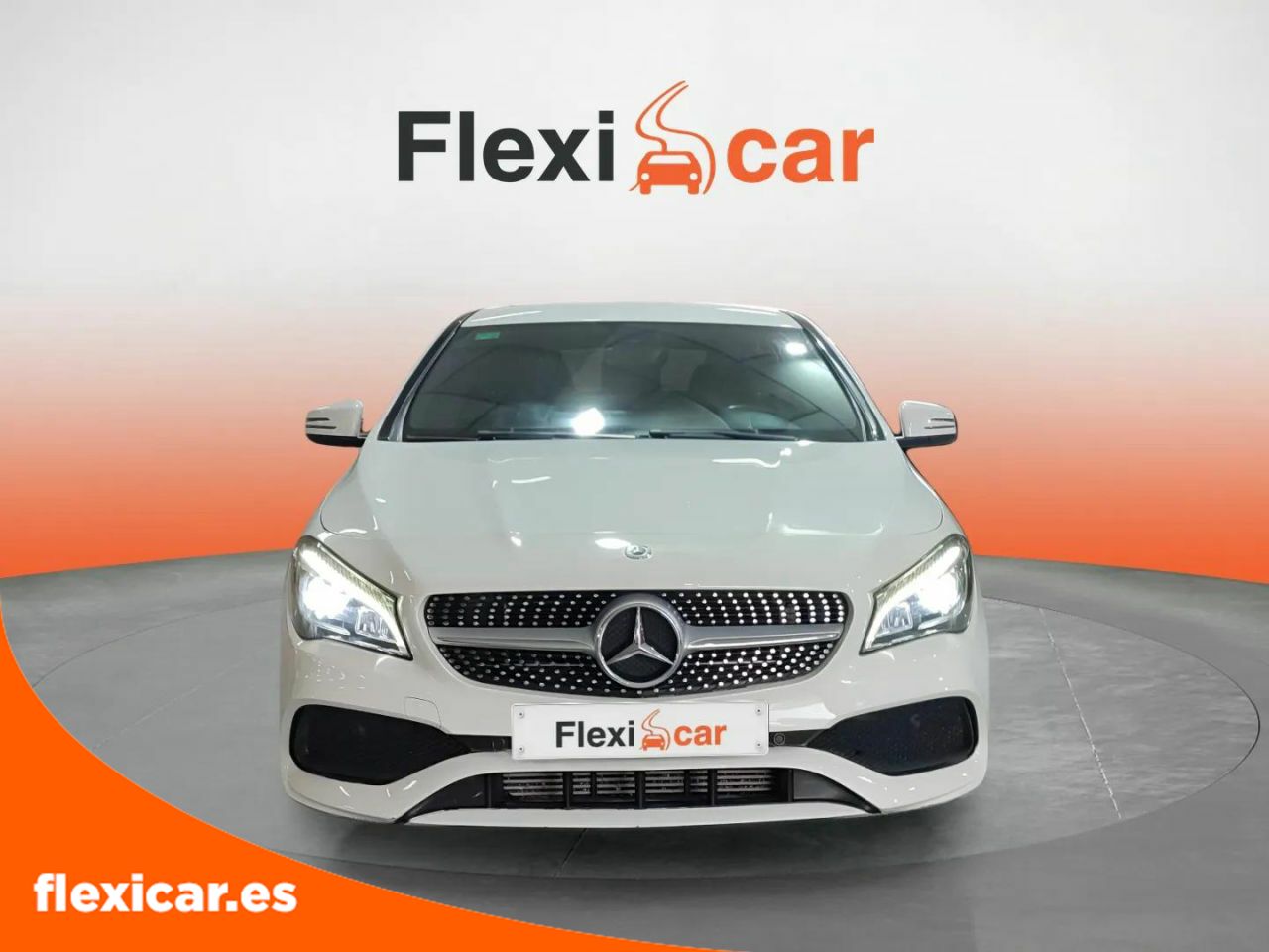 Foto Mercedes-Benz Clase CLA 2