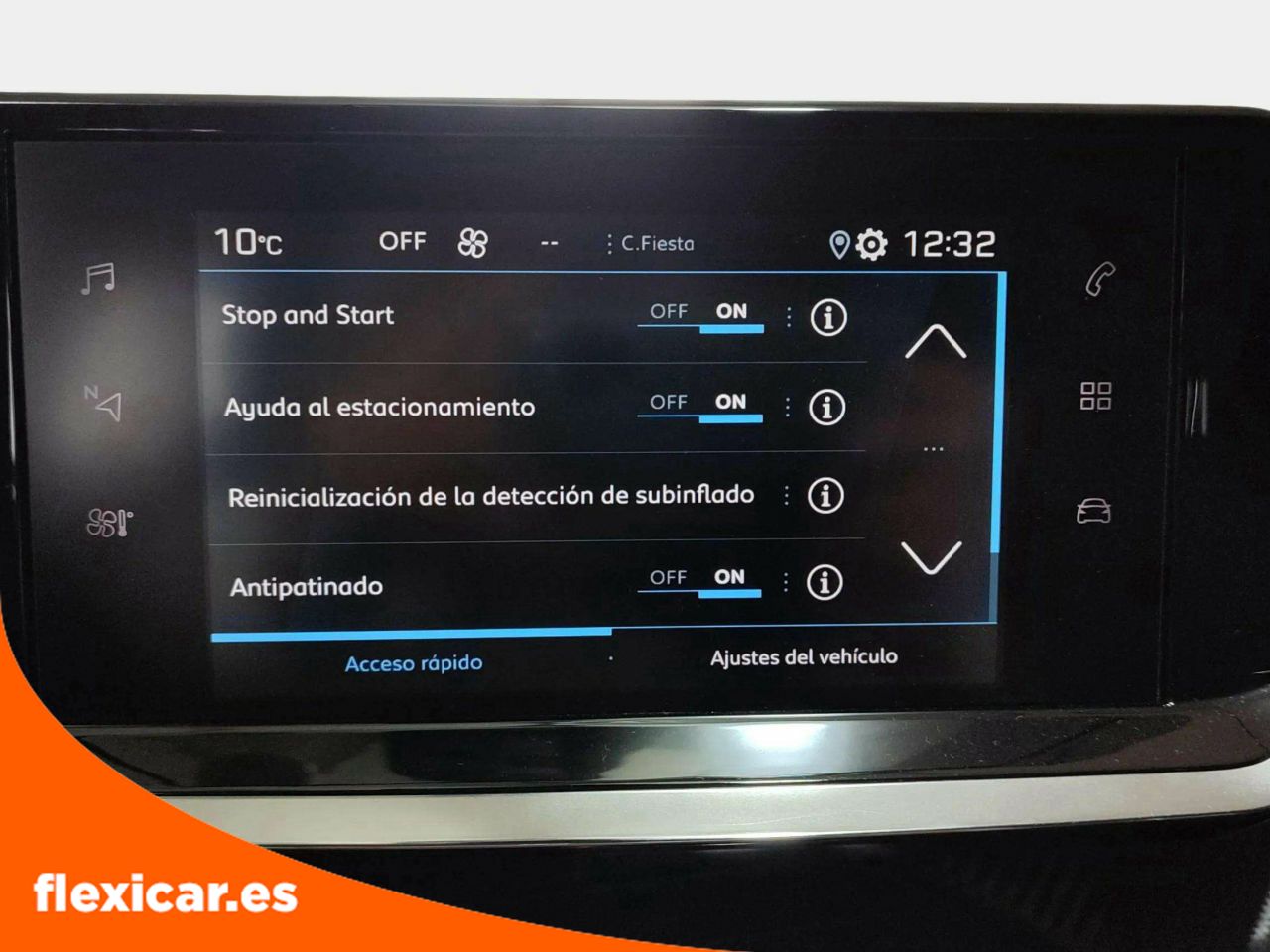 Foto Peugeot 208 14