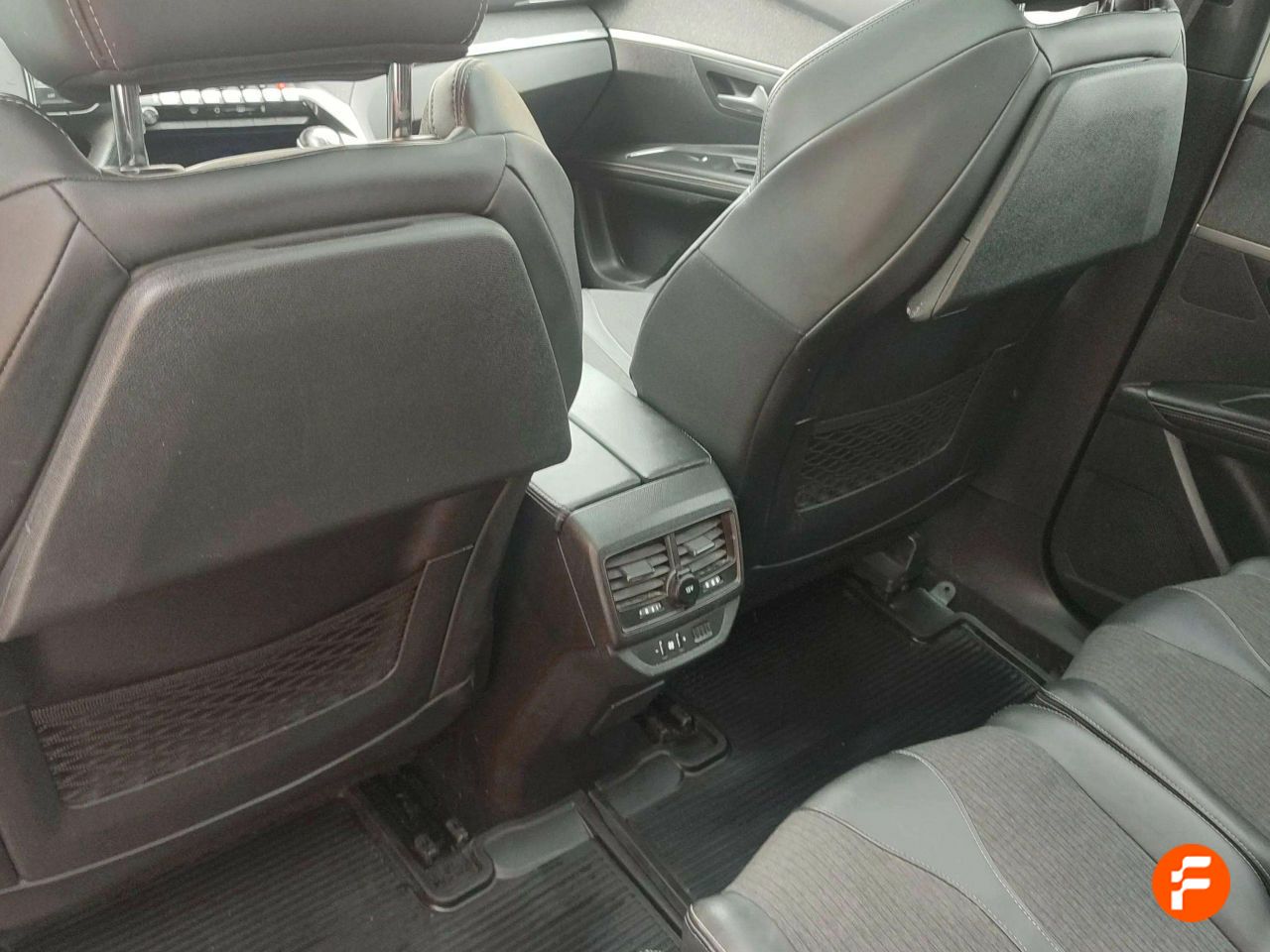 Foto Peugeot 5008 26