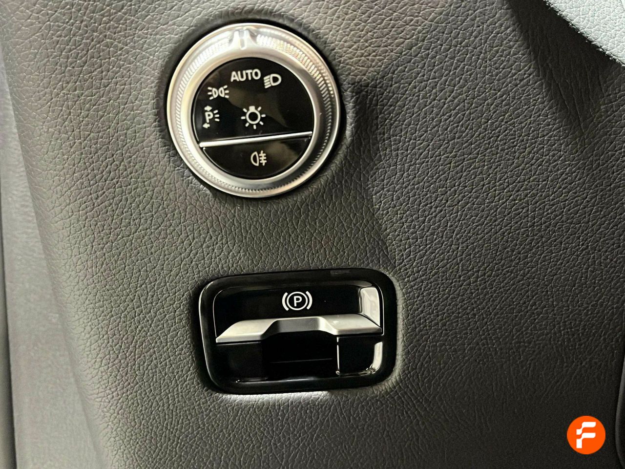 Foto Mercedes-Benz Clase GLC 17