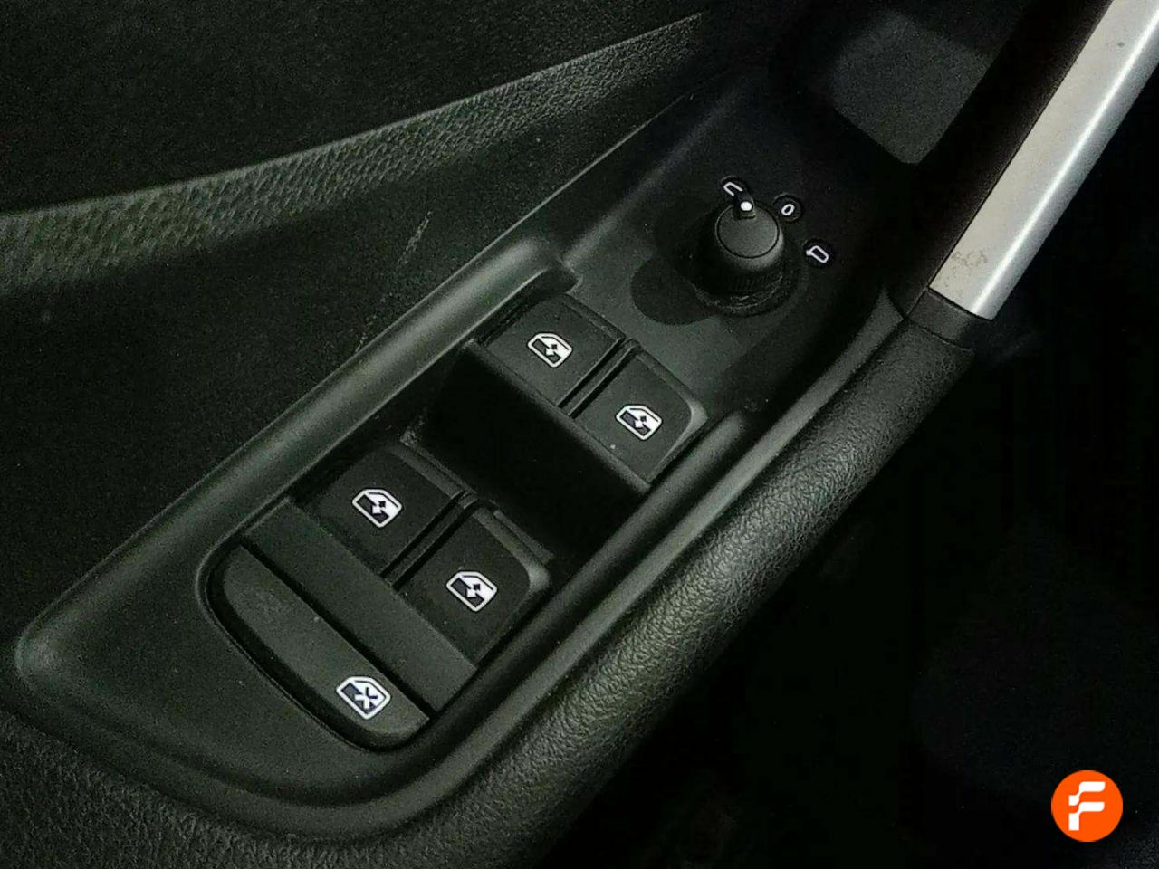 Foto Audi Q2 14