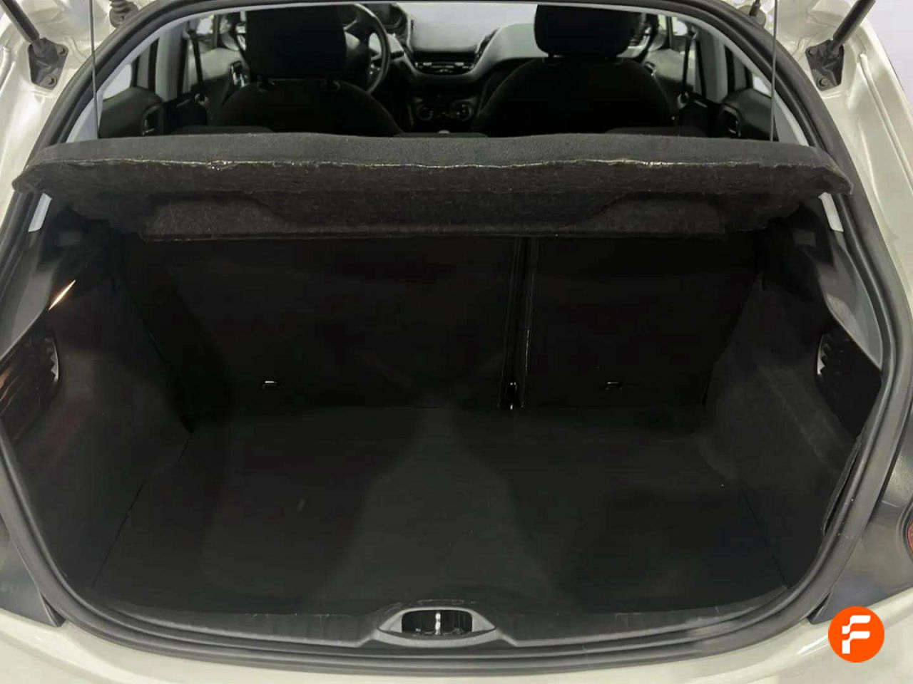 Foto Peugeot 208 10