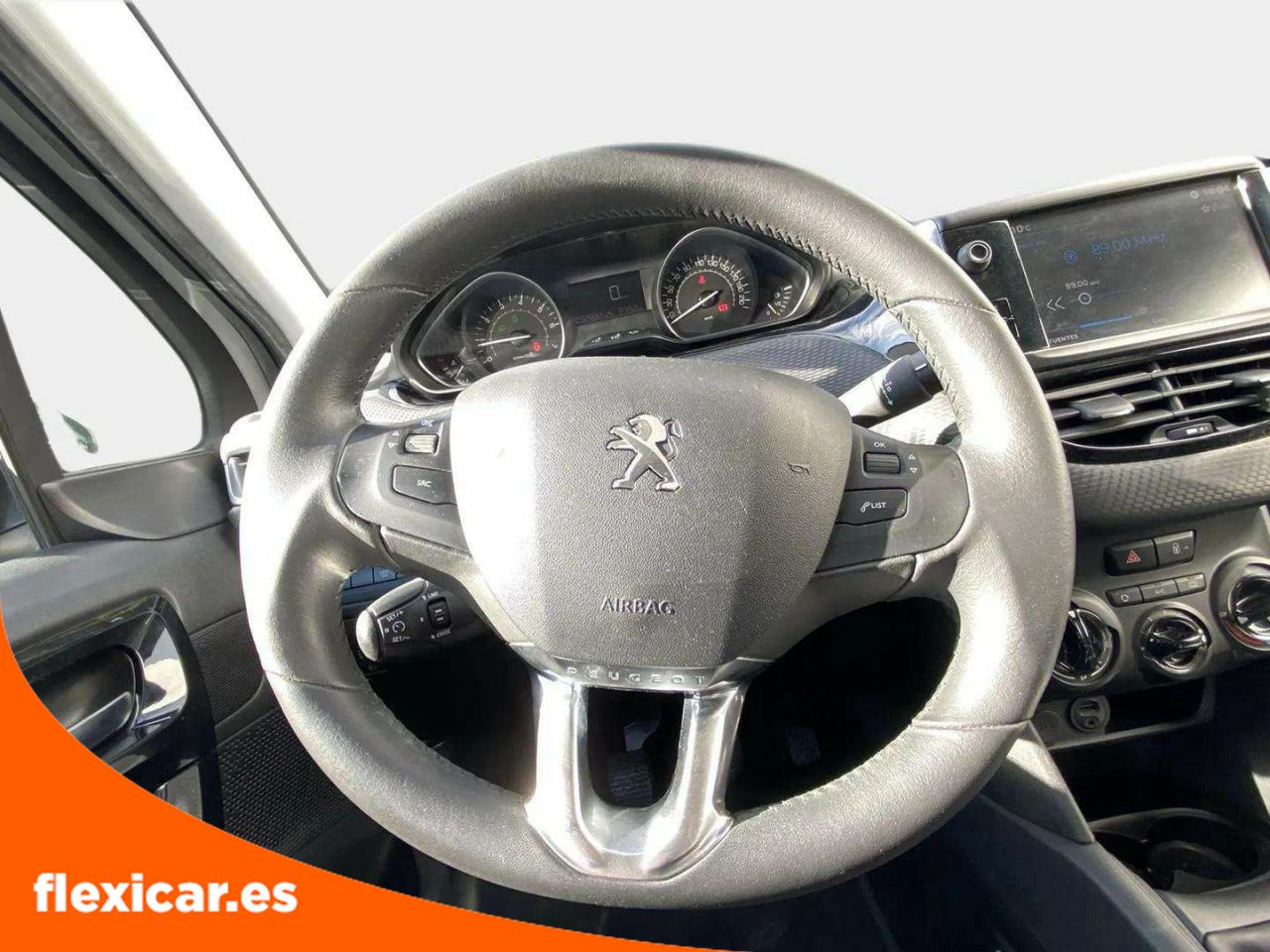 Foto Peugeot 208 11