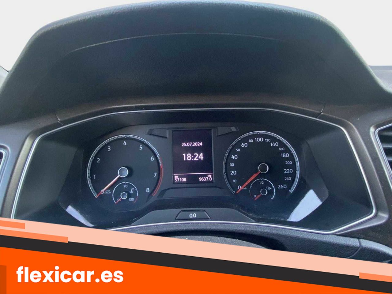 Foto Volkswagen T-Roc 13