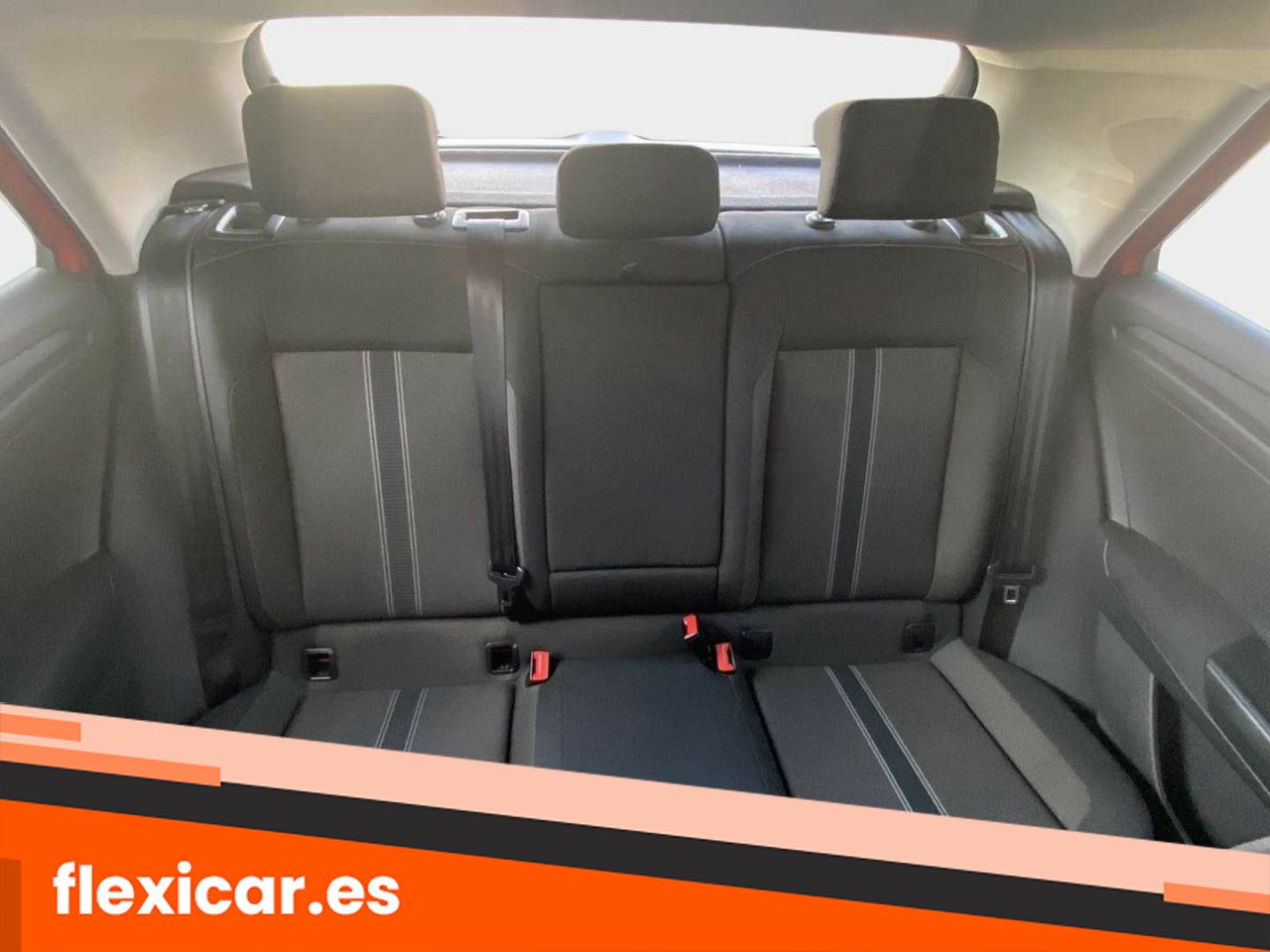 Foto Volkswagen T-Roc 16