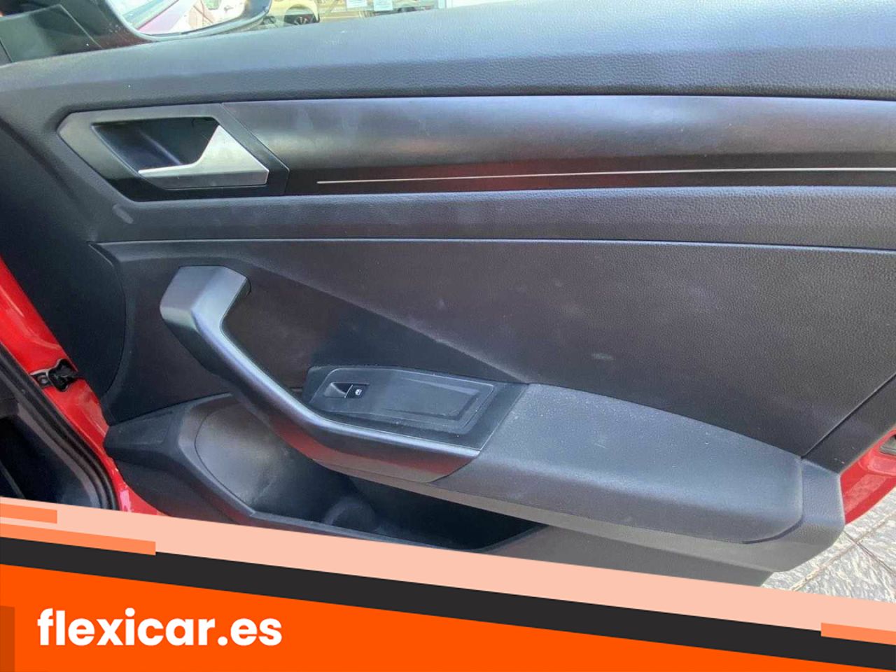 Foto Volkswagen T-Roc 21