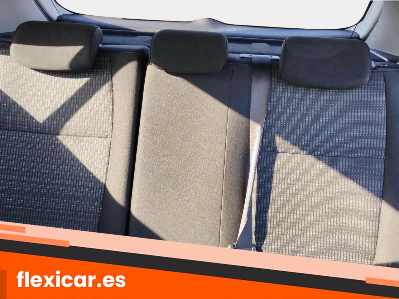 Foto Kia Stonic 8