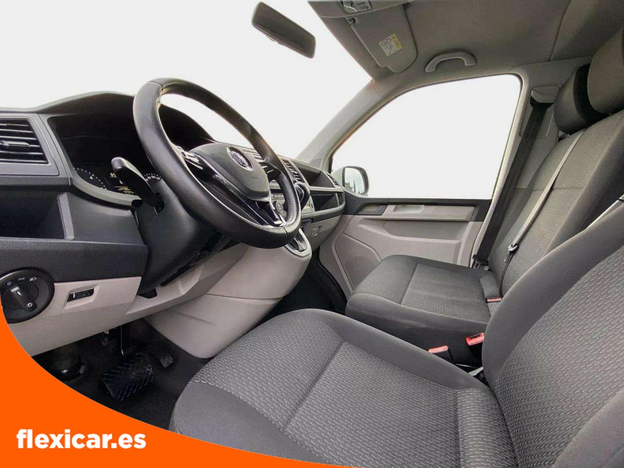 Foto Volkswagen Caravelle 14