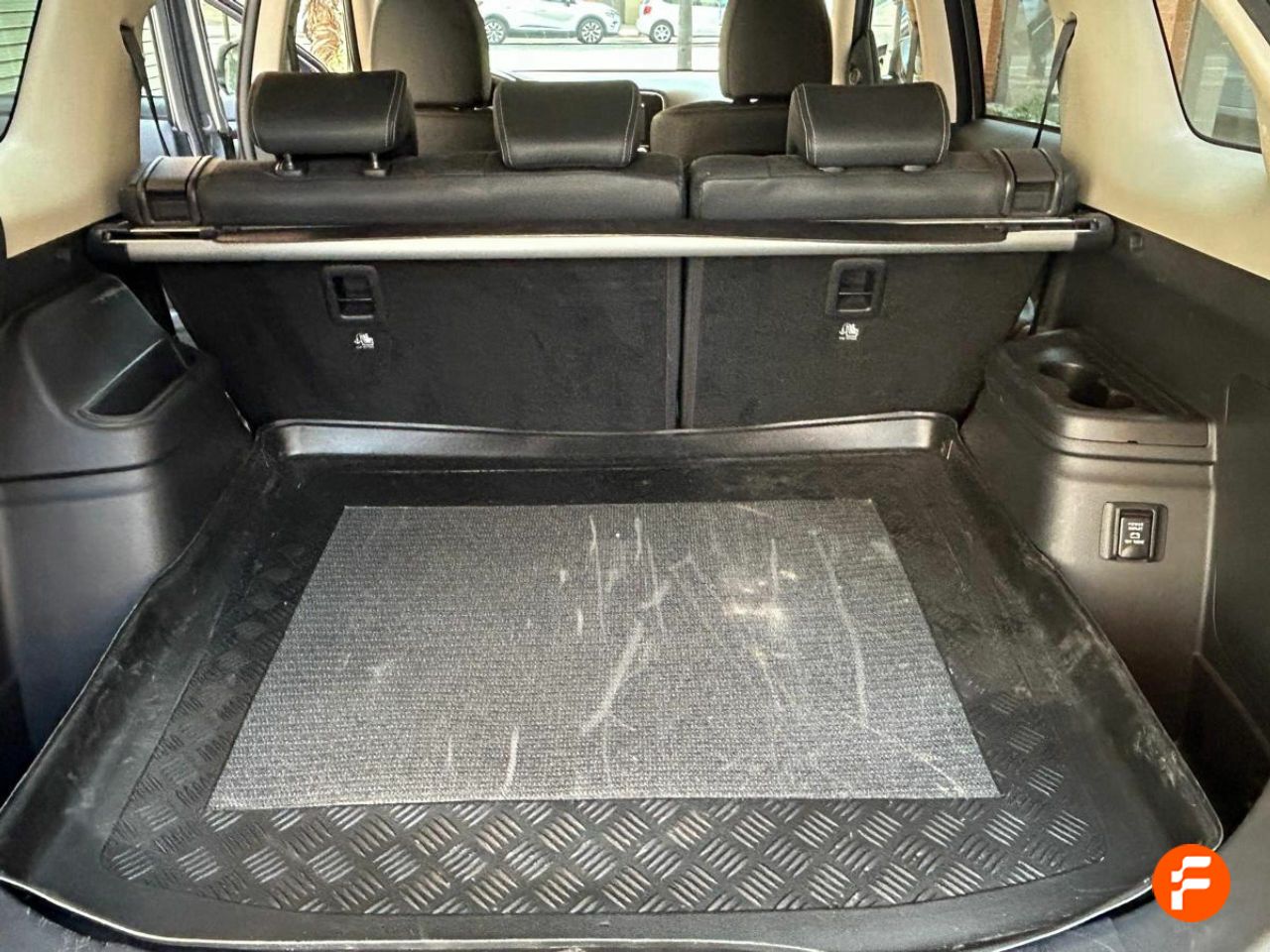 Foto Mitsubishi Outlander 30