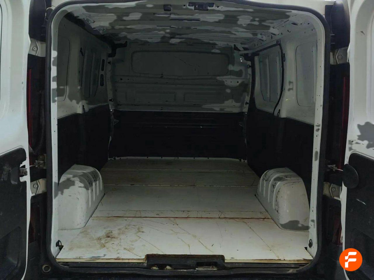 Foto Nissan NV300 8
