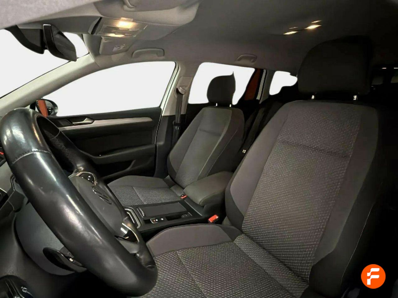 Foto Volkswagen Passat 13