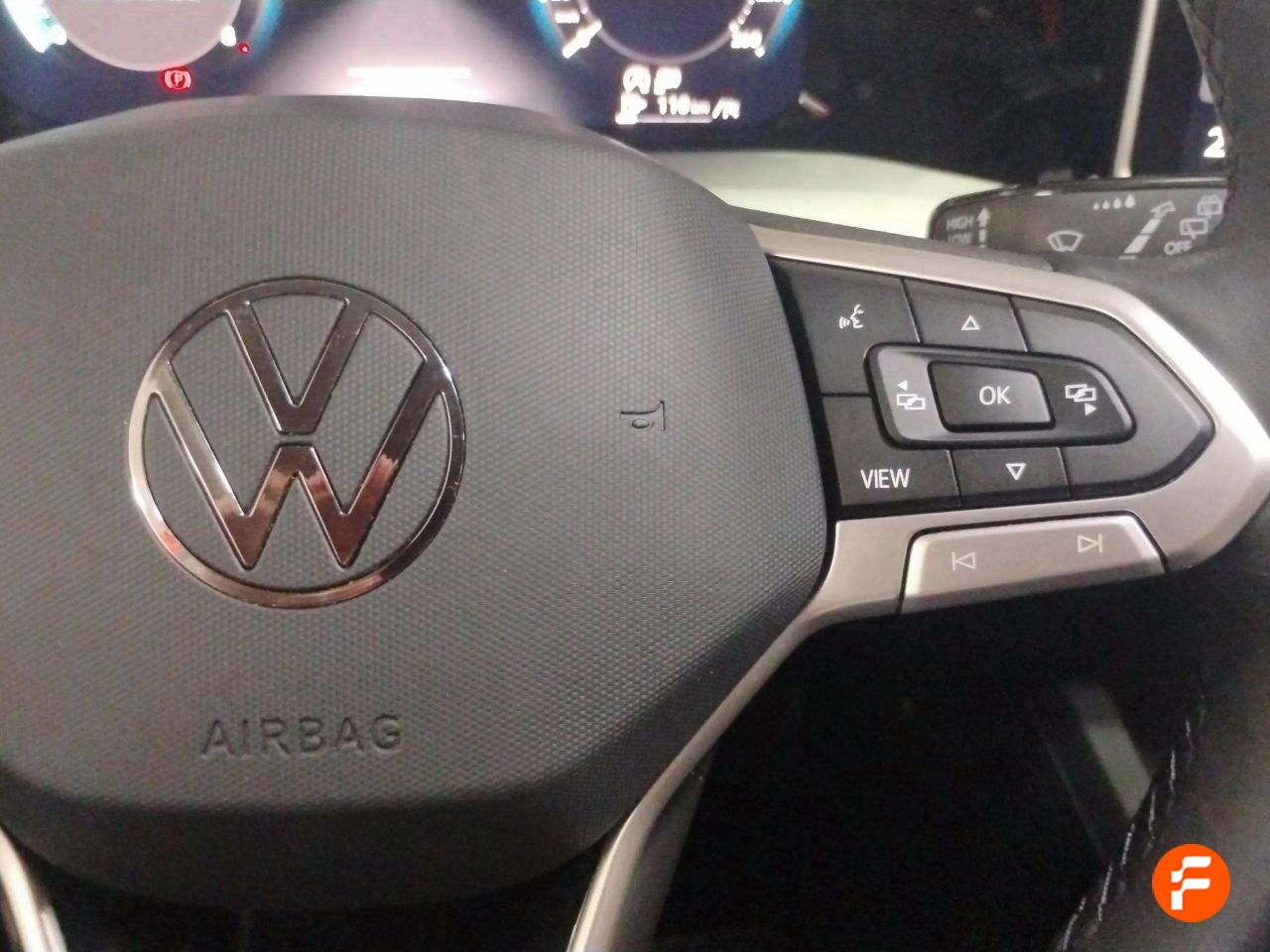 Foto Volkswagen Golf 27