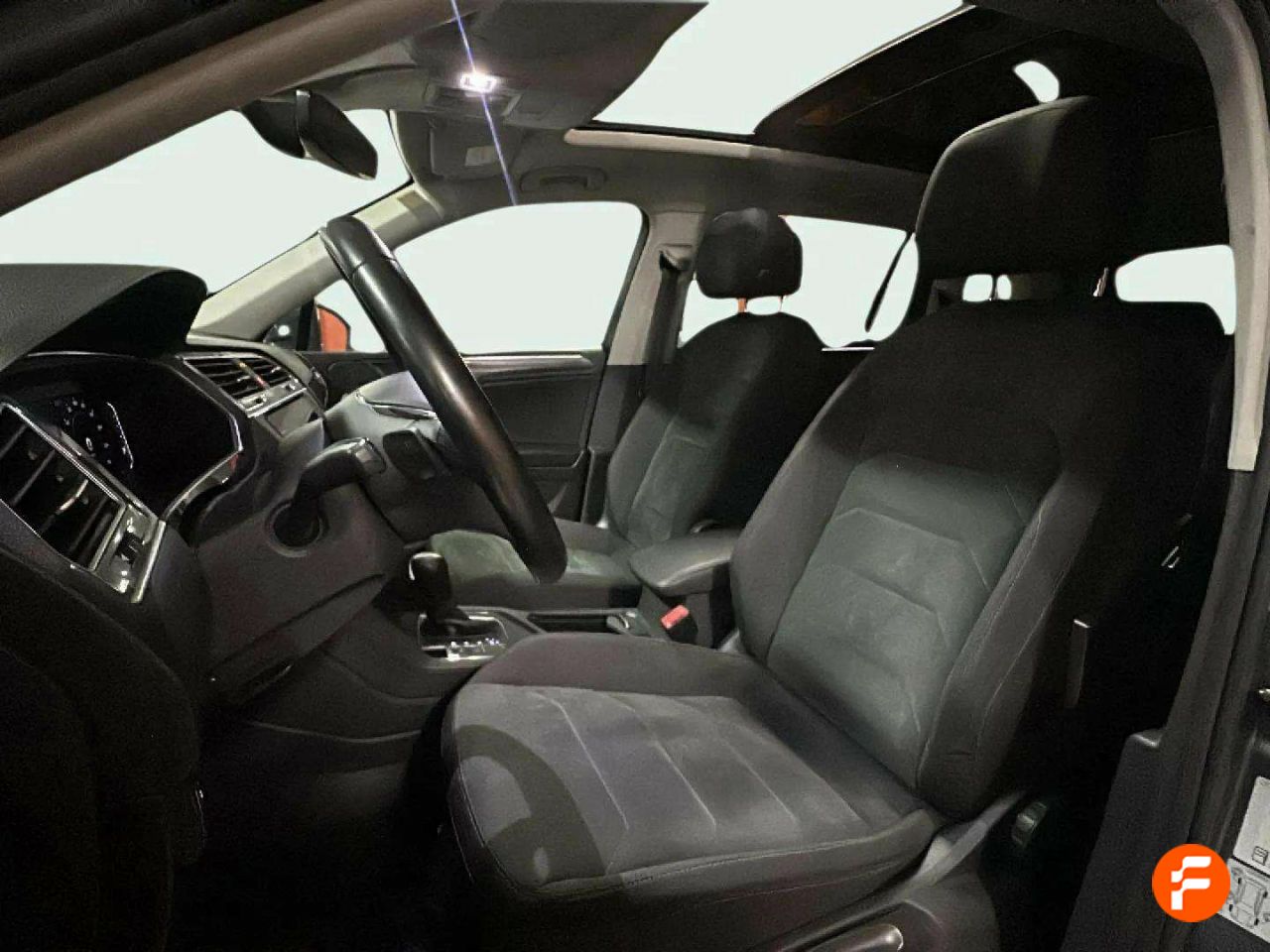 Foto Volkswagen Tiguan 14