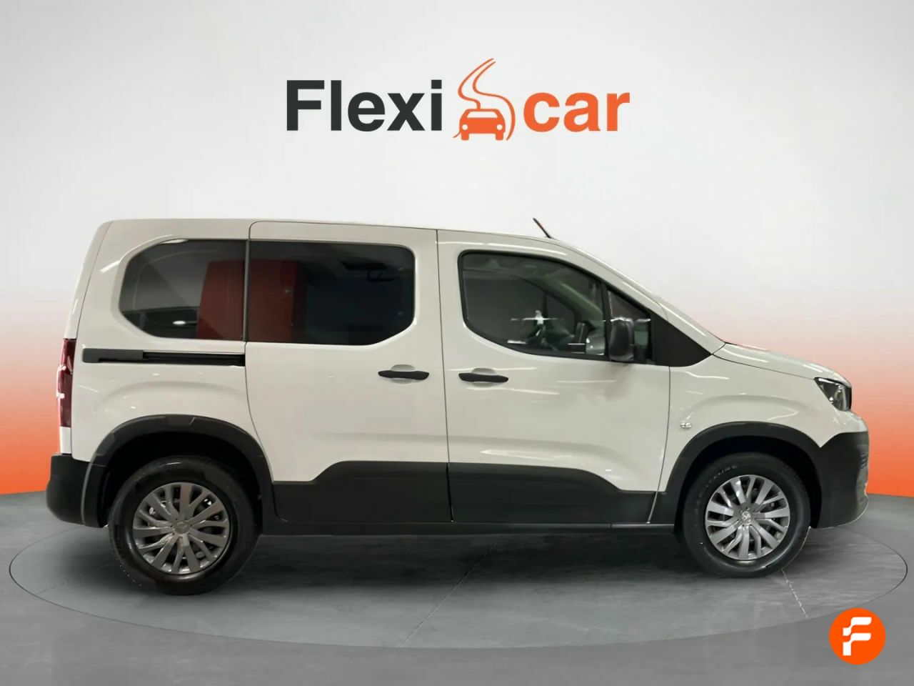 Foto Peugeot Rifter 8