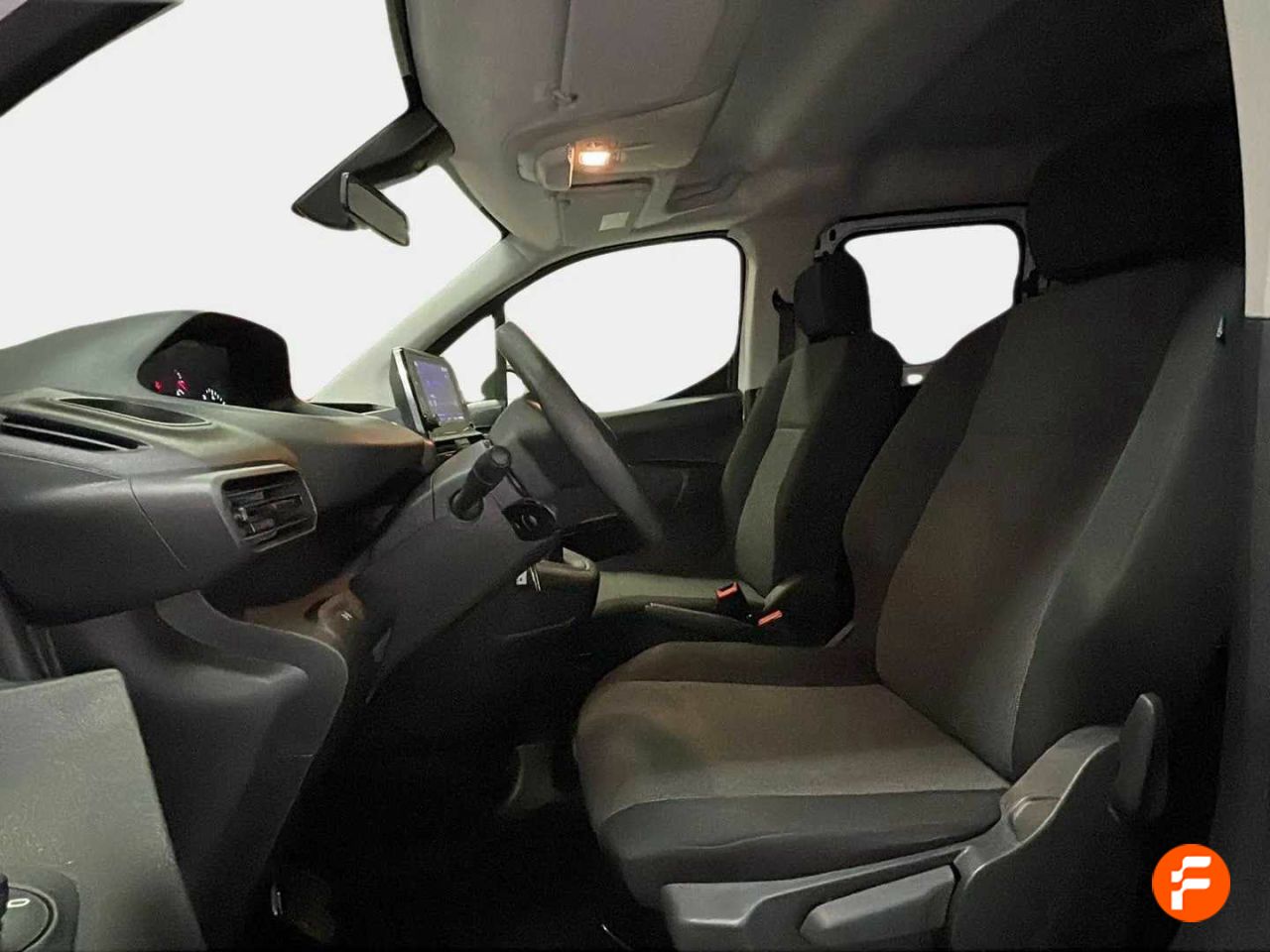 Foto Peugeot Rifter 15