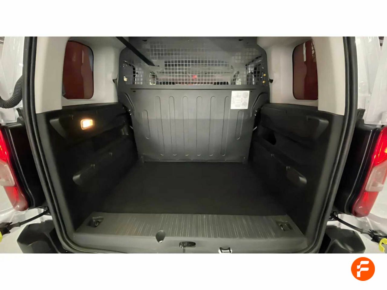Foto Peugeot Rifter 17
