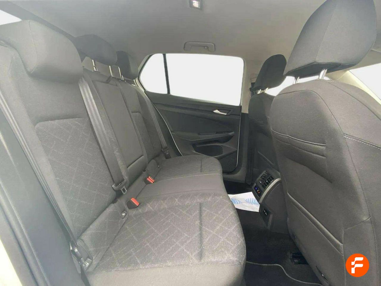 Foto Volkswagen Golf 15