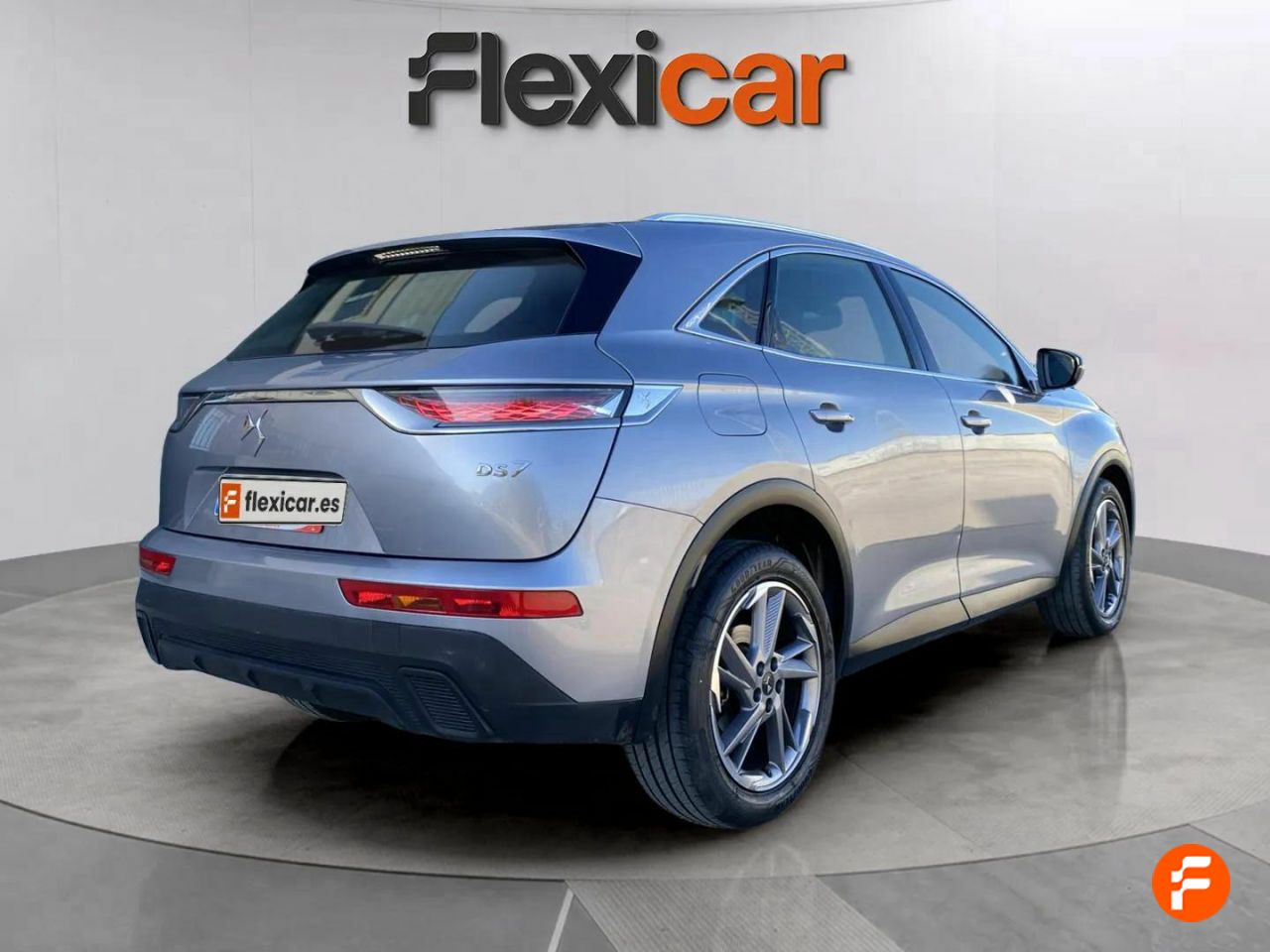 Foto DS Automobiles DS 7 7