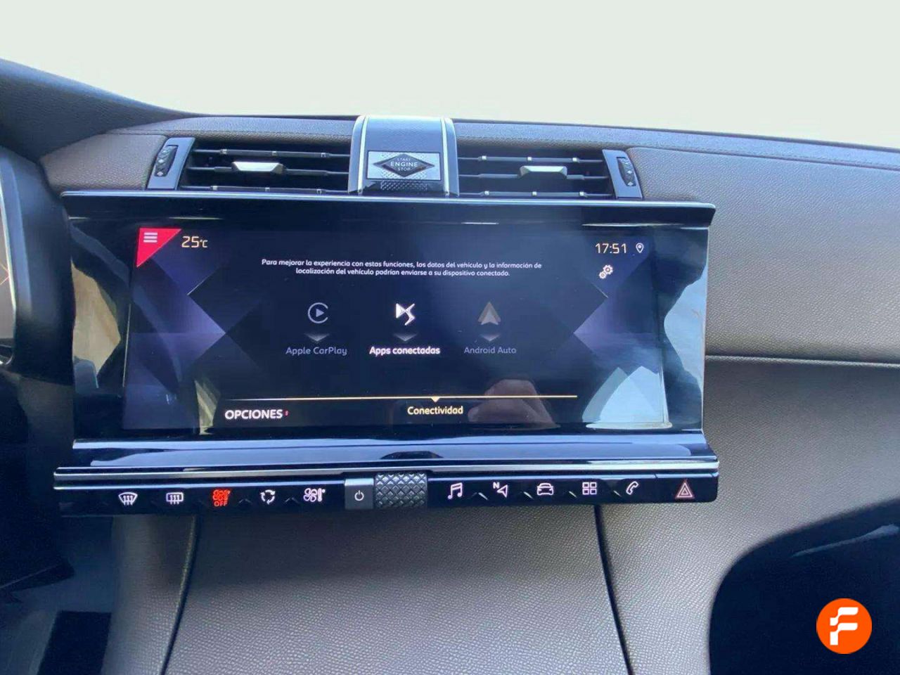Foto DS Automobiles DS 7 11