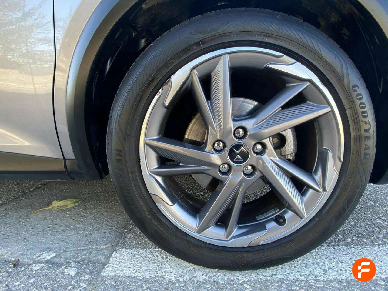 Foto DS Automobiles DS 7 18