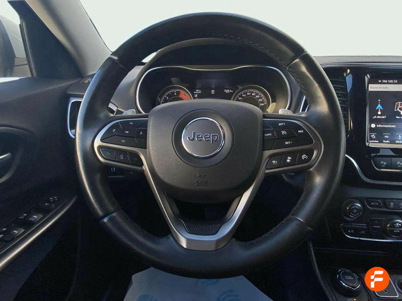 Foto Jeep Cherokee 12