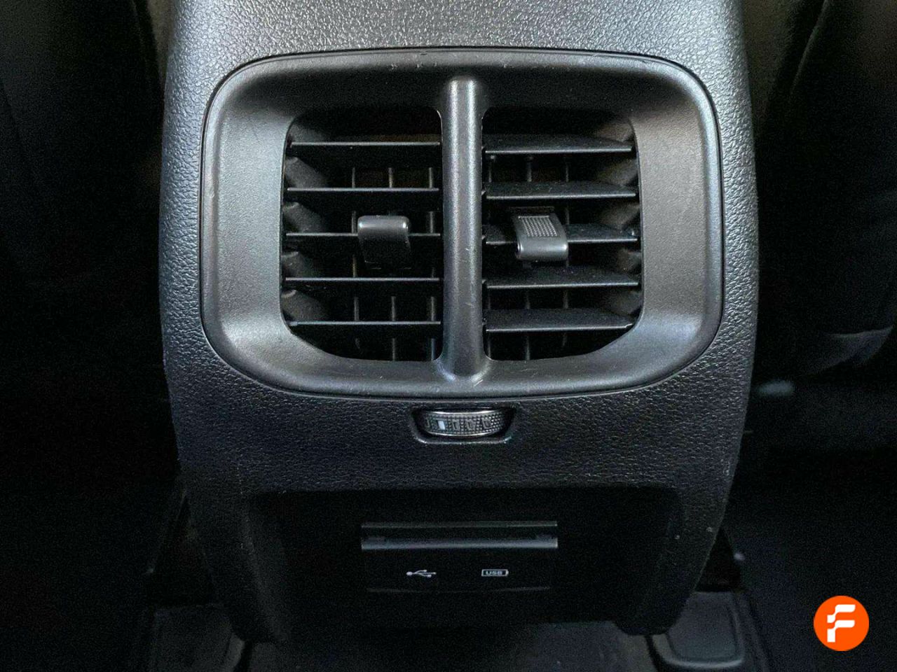 Foto Jeep Cherokee 26