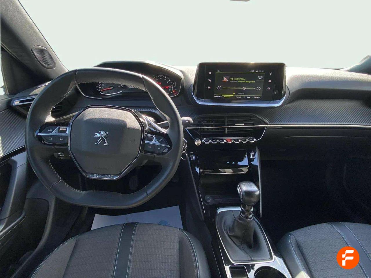 Foto Peugeot 2008 10