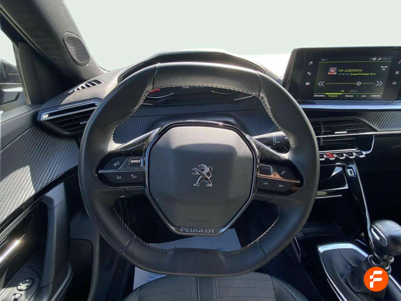 Foto Peugeot 2008 12