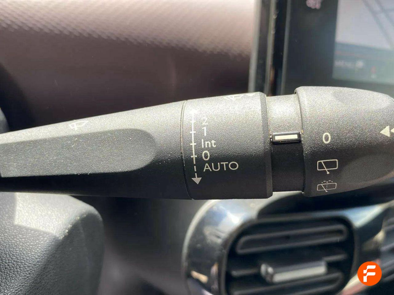Foto Citroën C4 Cactus 23
