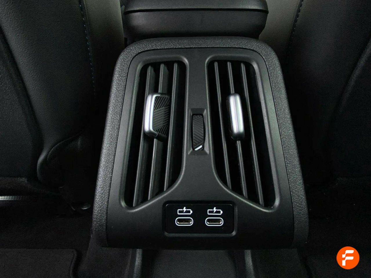 Foto BMW X1 30